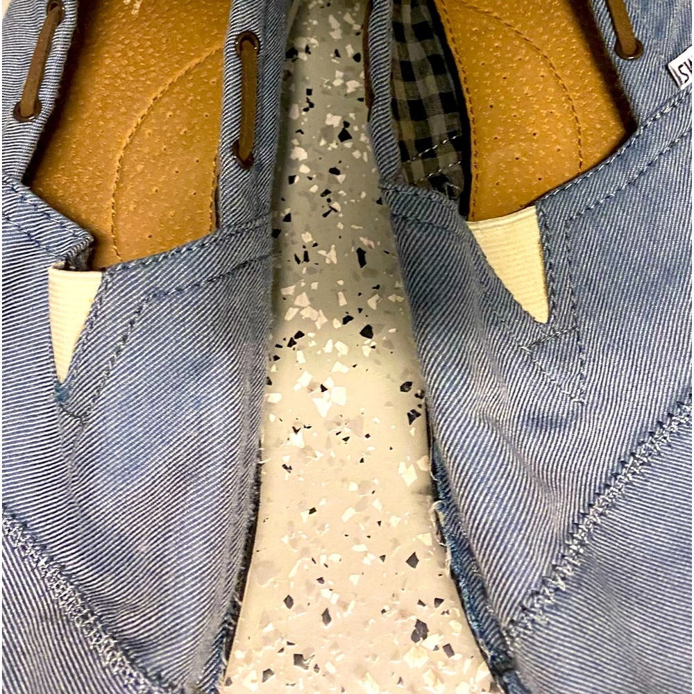 Men’s TOMS, size 12, Denim-look
Really Good Condition